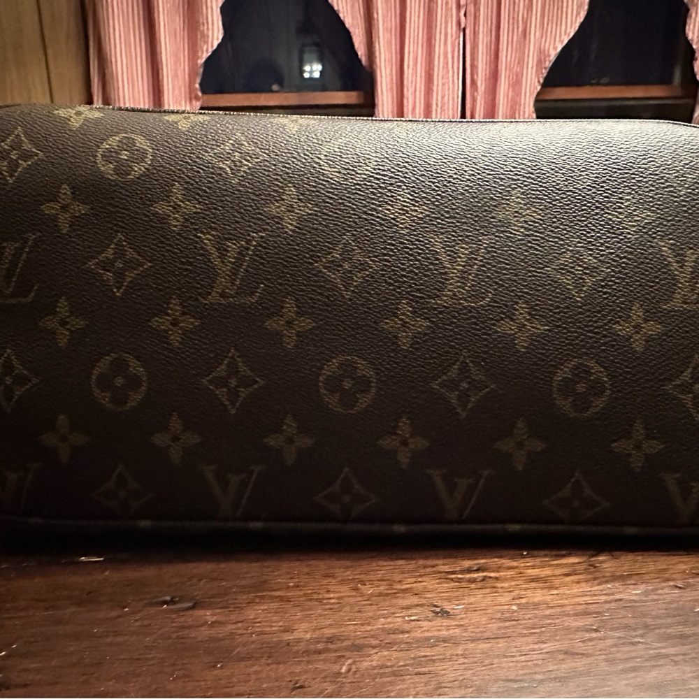 Louis Vuitton Brown Monogram Tote Bag - Picture 12 of 12